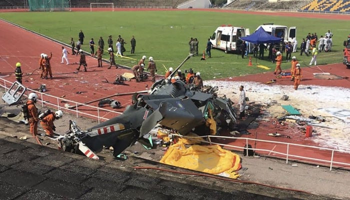 Tabrakan 2 Helikopter di Malaysia