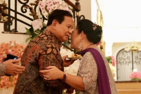 Titiek Soeharto Ulang Tahun ke-65