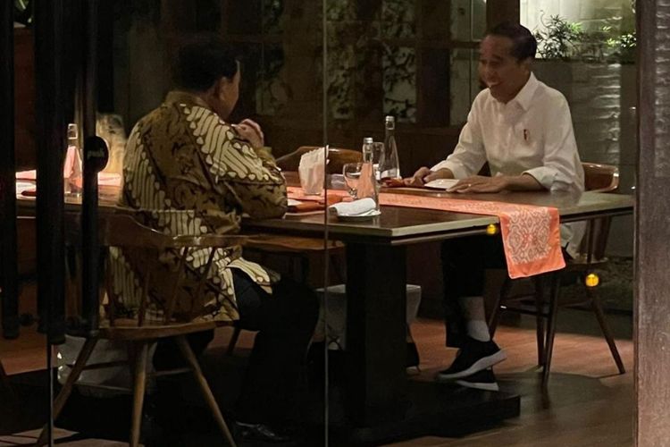Joko Widodo & Prabowo Subianto Private Dinner