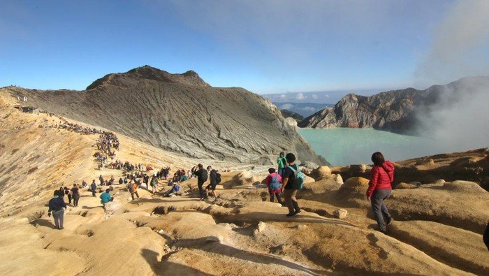 Kegiatan Wisata Kawah Ijen Ditutup Sementara