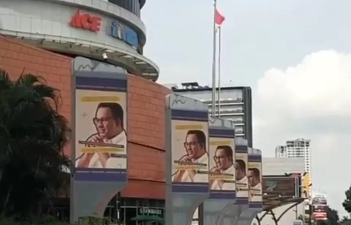 Videotron Anies Baswedan Diturunkan, Sidang Paripurna Pembuka Masa Persidangan III 2023-2024, AI Akan Mempengaruhi 40% Lapangan Kerja Global, Thailand Keluarkan Visa Khusus Turis Belajar Muay Thai