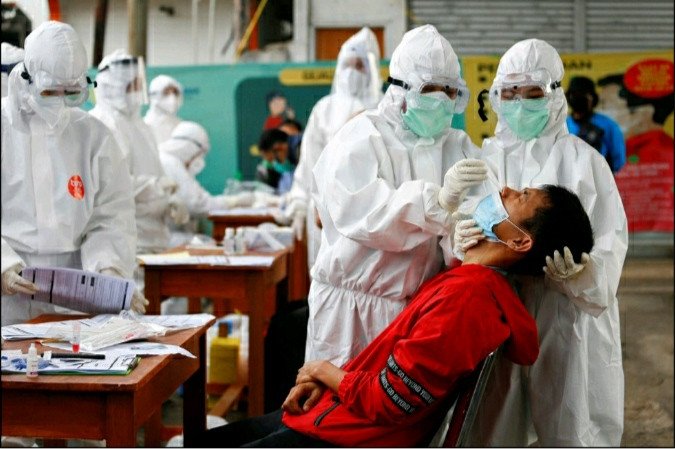 Jumlah Kasus Covid-19 Meningkat di Indonesia