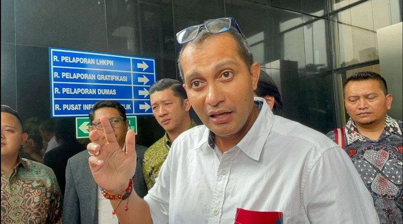 Edward Omar Sharif Hiariej Resmi Mundur Dari Kabinet Jokowi