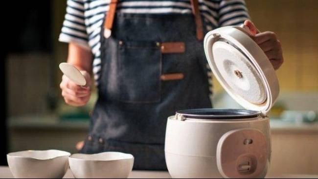 Kementerian ESDM Akan Bagikan 500 Ribu Rice Cooker