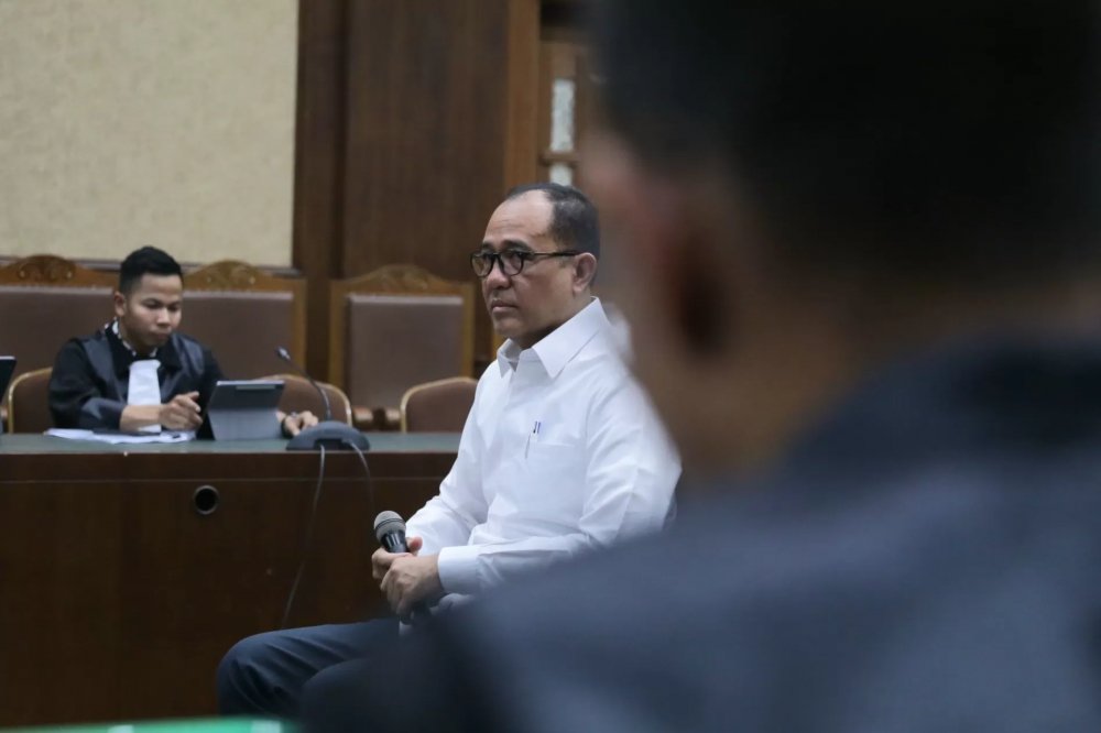 Kasus Rafael Alun Masuk Babak Baru, China & Jepang Berpotensi Renggang, Polusi Udara Jadi Faktor Risiko Kematian Tertinggi, Pemerintah Korea Selatan Gencar Kampanye Pernikahan