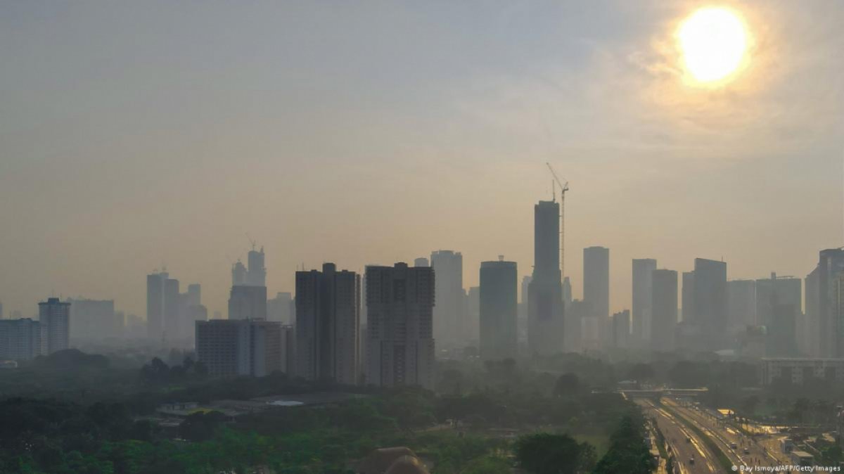 Jakarta Jadi Kota Dengan Kualitas Udara Terburuk di Dunia, Potongan Hukuman Ferdy Sambo, Pemimpin Negara Gagal Bahas Solusi Penggundulan Hutan Amazon, Putra Raja Thailand Pulang Setelah 27 Tahun