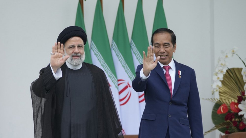 Kunjungan Presiden Iran ke Indonesia, Timnas Argentina Akan Melakukan FIFA Matchday Dengan Timnas Indonesia, LRT Segera Resmi di Juli-Agustus, Negara Dengan Penduduk Terkaya Dunia