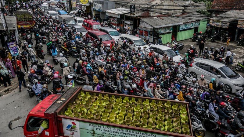 Kemacetan Parah di Jalan Raya Puncak, Bogor