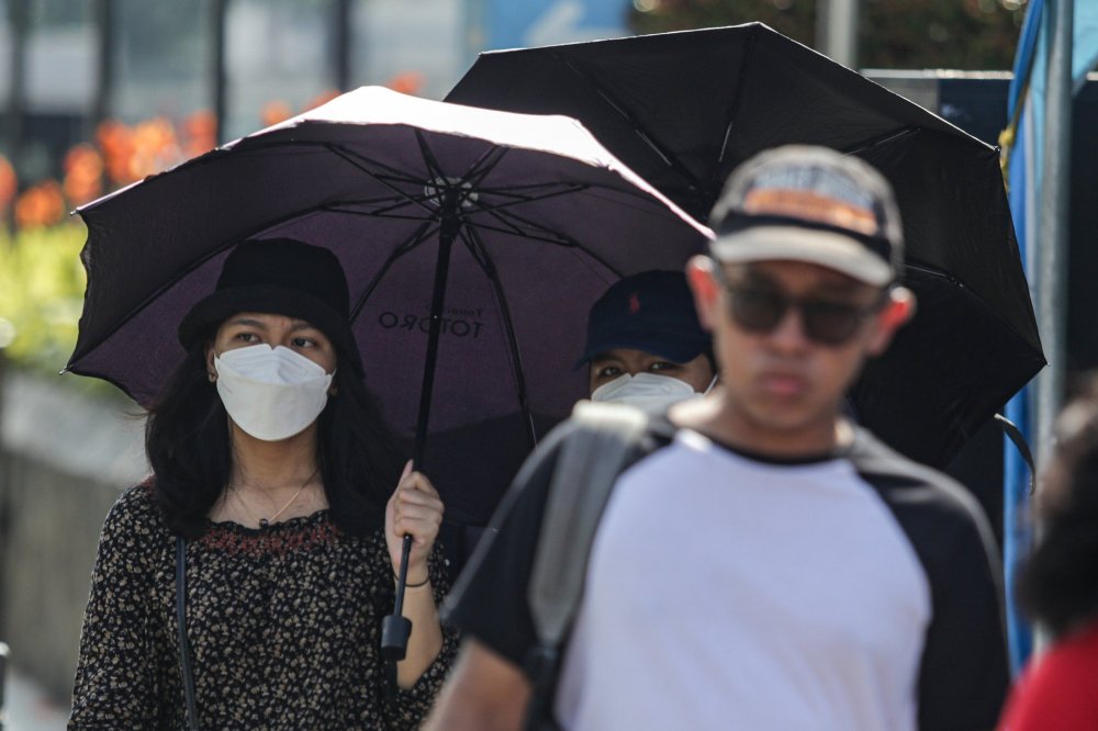 Cuaca Panas di Indonesia, India Akan Jadi Negara Terpadat di Dunia, Konglomerat Indonesia Membeli Hunian Mewah di Singapura, Kentang Goreng Meningkatkan Gangguan Kecemasan & Depresi