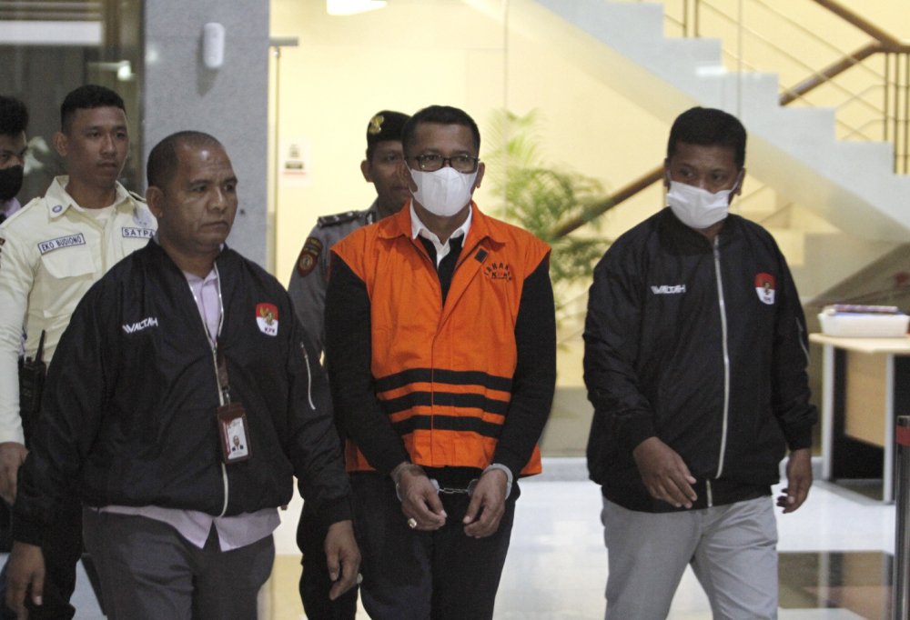 Bupati Meranti Ditangkap KPK