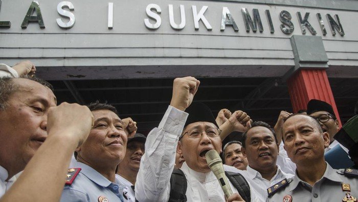 Anas Urbaningrum Bebas Dari Lapas Sukamiskin