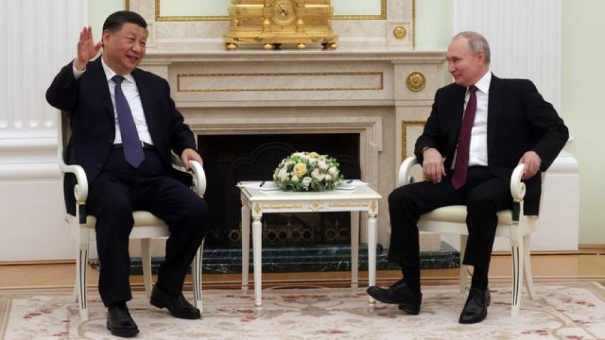 Presiden Rusia & Presiden China Bertemu
