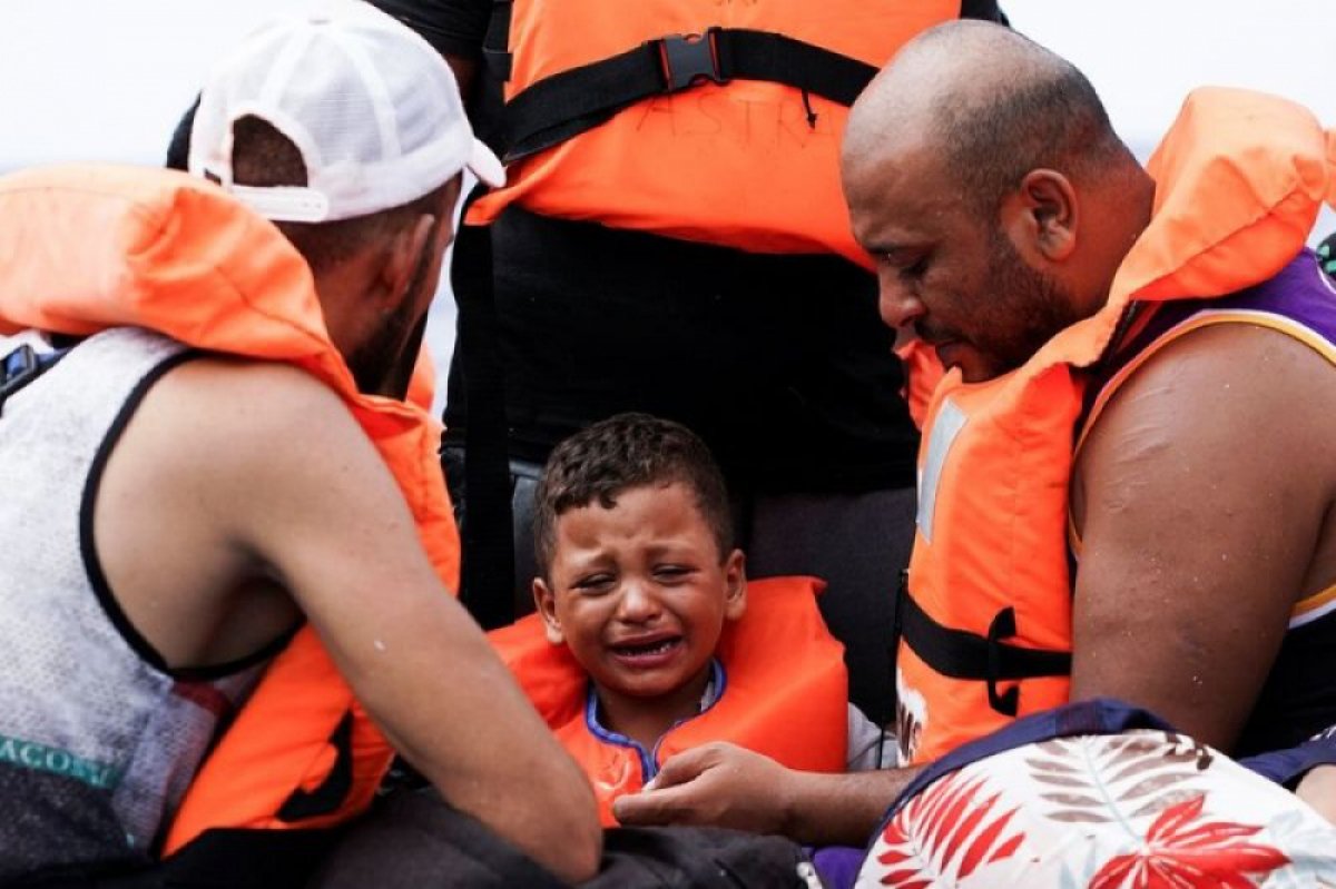 Perahu Membawa 200 Migran Hancur di Lepas Pantai Calabria