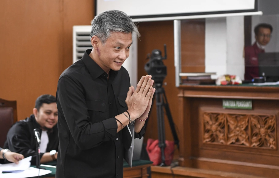 Hendra Kurniawan Divonis 3 Tahun Penjara & Denda 20 Juta, Abby Choi Jadi Korban Pembunuhan & Mutilasi, 100 RT Tergenang Banjir di Jakarta, J-Hope Segera Jalani Wajib Militer