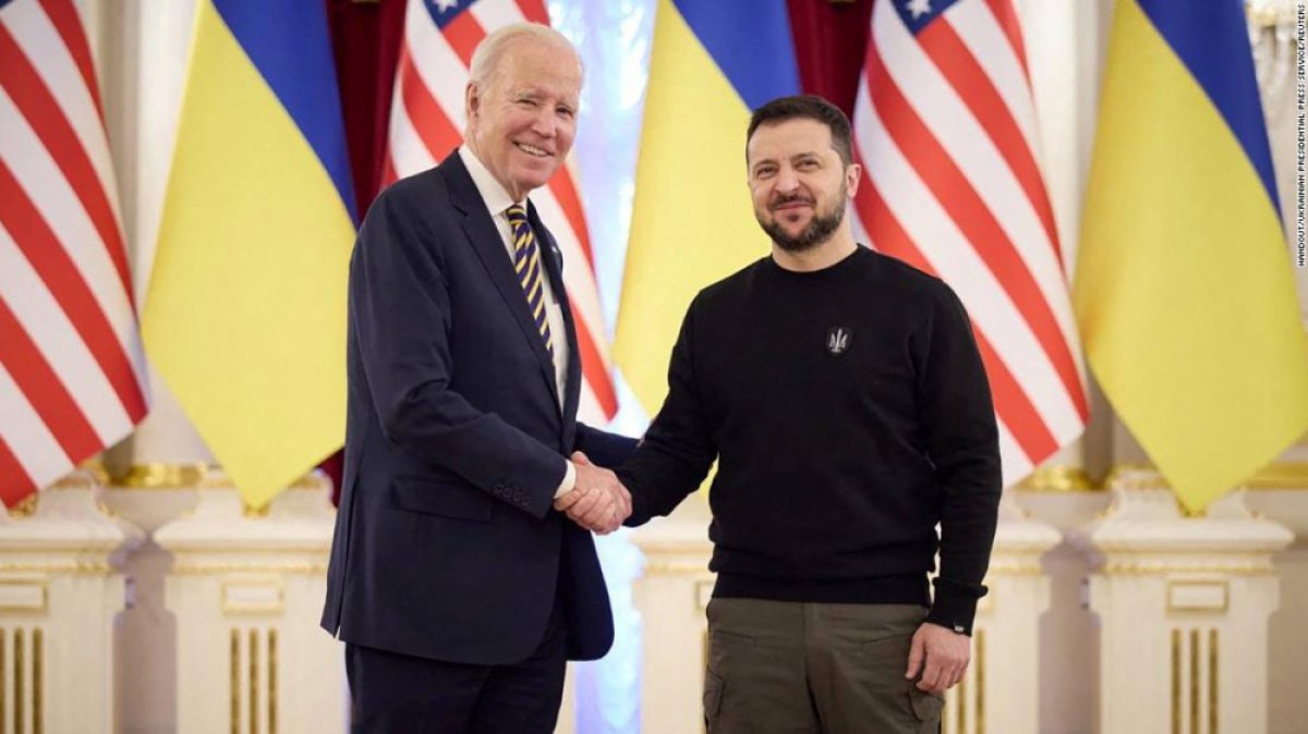 Joe Biden Mengunjungi Ukraina