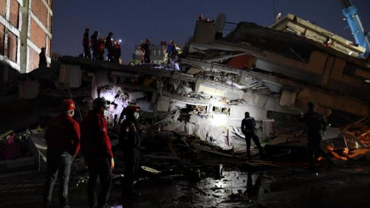 Gempa Bumi 7.7 SR Guncang Turki