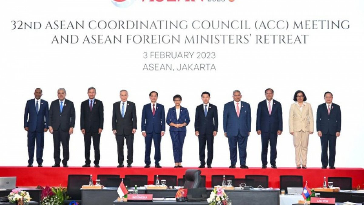 Para Menlu ASEAN Datang ke Jakarta