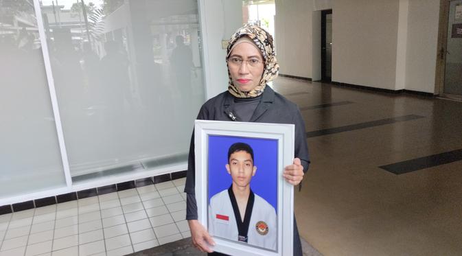 Mahasiswa UI Tewas Kecelakaan Jadi Tersangka, Tyre Nichols Meninggal Dunia Dikeroyok 5 Orang Polisi, Manado Terendam Banjir Bandang, Inti Bumi Berputar Berlawanan Arah