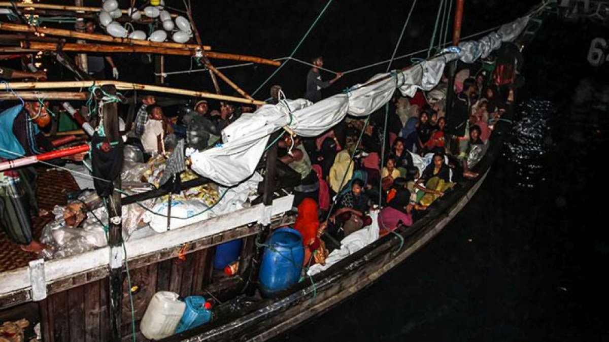 Pengungsi Rohingya Terdampar di Pantai Provinsi Aceh