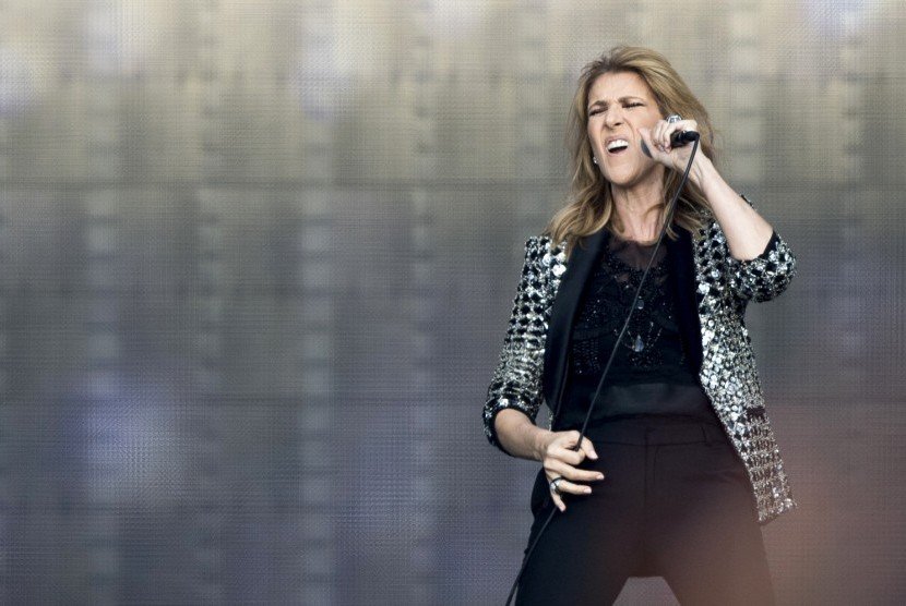 Celine Dion Batalkan Tur Eropa