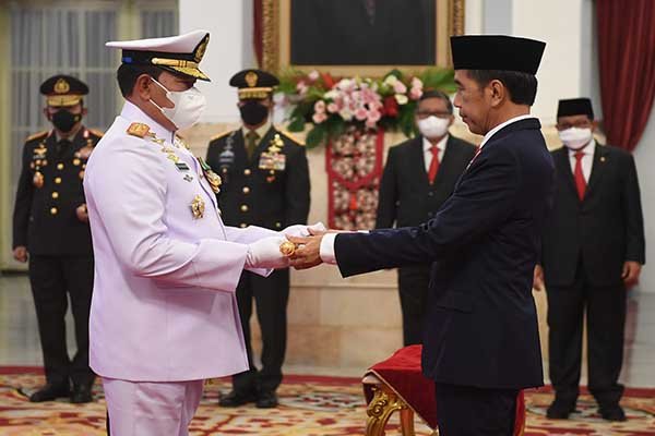 Laksamana Yudo Margono Resmi Dilantik Sebagai Panglima TNI, Argentina Jadi Juara Piala Dunia 2022, Hadiah Rumah Untuk Mantan Presiden & Wakilnya, Kasus Kecelakaan Berkendara Saat Mabuk