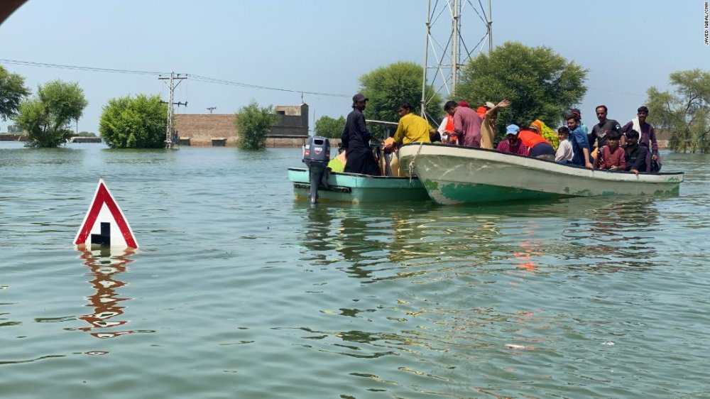 1/3 Luas Pakistan Terendam Banjir