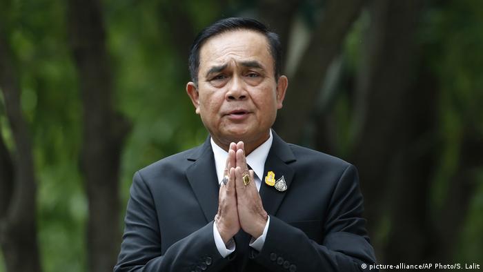 PM Thailand Digantung Dari Jabatannya