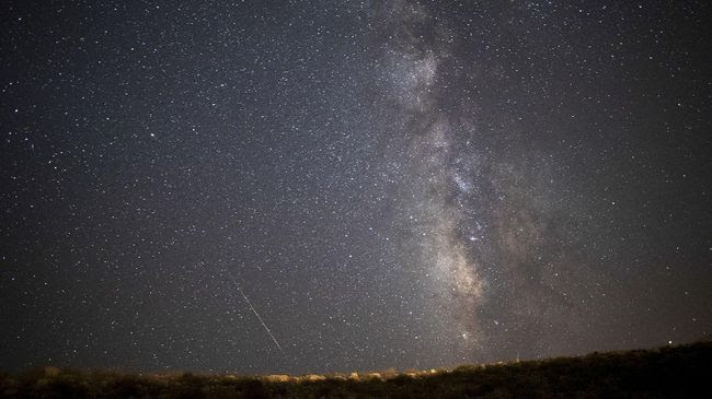 Puncak Hujan Meteor Perseid Di Indonesia