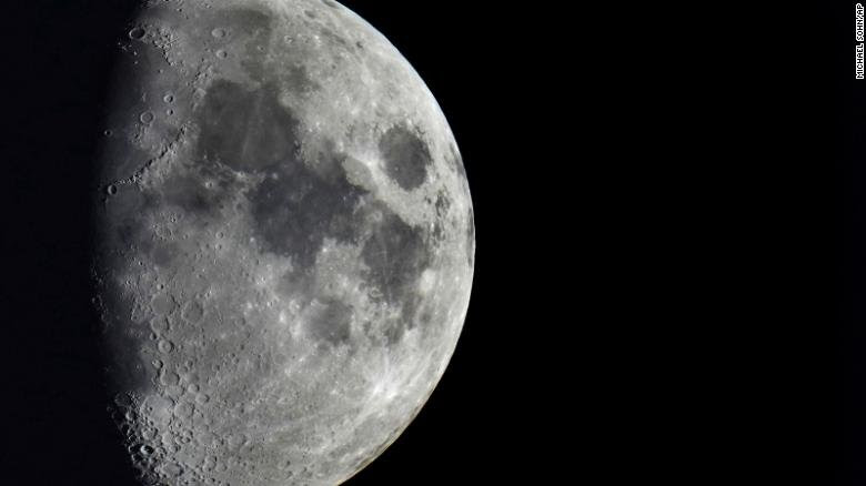 Bagian Bulan Bertemperatur Bumi