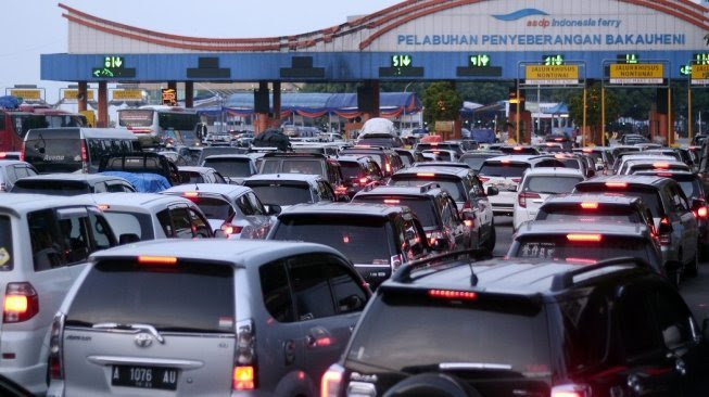 Jalur Mudik Ramai Sebelum Puncak Mudik 28-29 April 2022