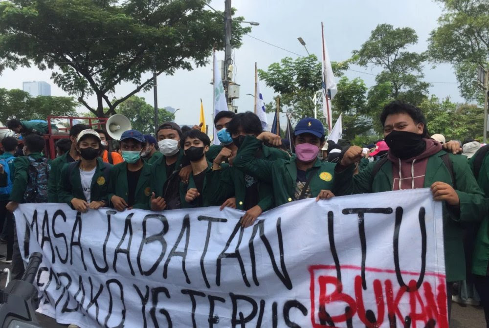Protes Mahasiswa 11.4 Updates