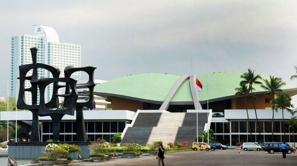 Wacana Ganti Gorden Rumah Dinas Anggota DPR RI