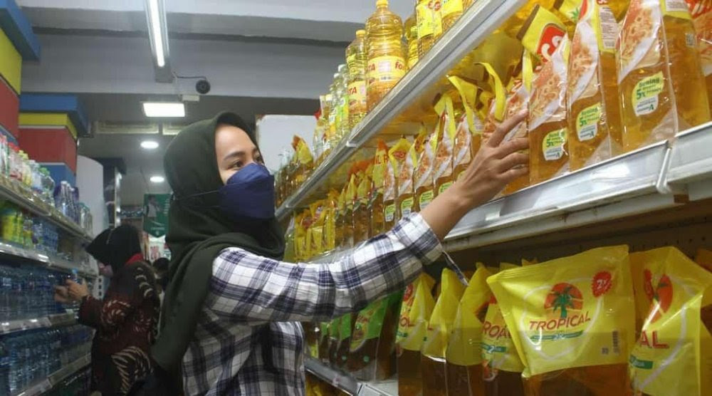 Oknum Penimbun & Penjual Minyak Goreng Harga Tinggi Akan Dipidanakan