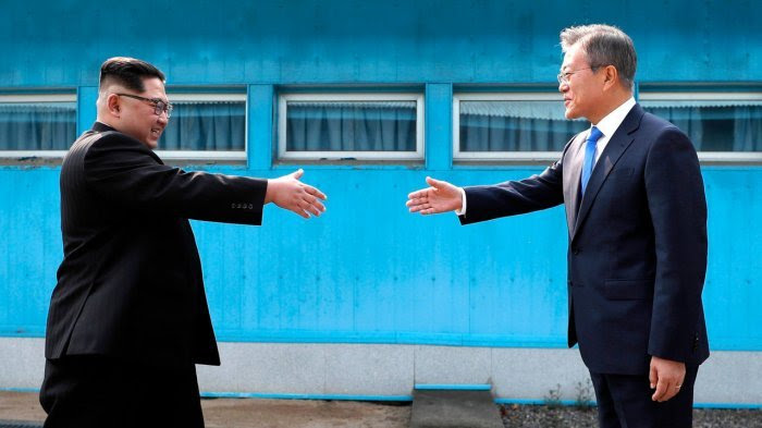 Seseorang Tak Dikenal Menyebrang Perbatasan Korea Selatan & Utara