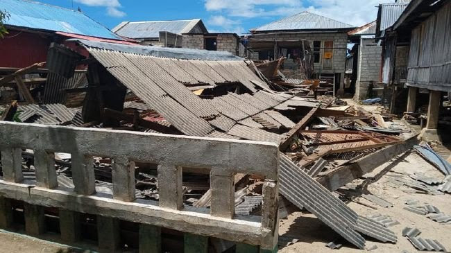 Gempa NTT 7,5 SR Berpotensi Tsunami, Per 1 Januari 2022 Harga Rokok Naik, Pengurangan Emisi Kendaraan di AS, Uskup di Sisilia Menyatakan Bahwa Santa Claus Tidak Ada