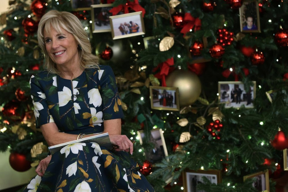 Jill Biden Buat Suanasan Lebih Hangat Pada Natal Tahun Ini
