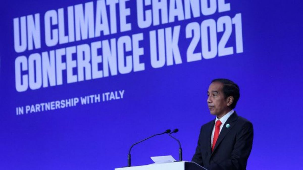 Tinggalkan Glasgow Jokowi Melanjutkan Pertemuan Di UEA, Etiopia Mengumumkan Keadaan Darurat di Negaranya, Andika Perkasa KSAD Dicalonkan Jadi Panglima TNI, ISS Rayakan “Panen” Cabe Pertama di Luar Angkasa
