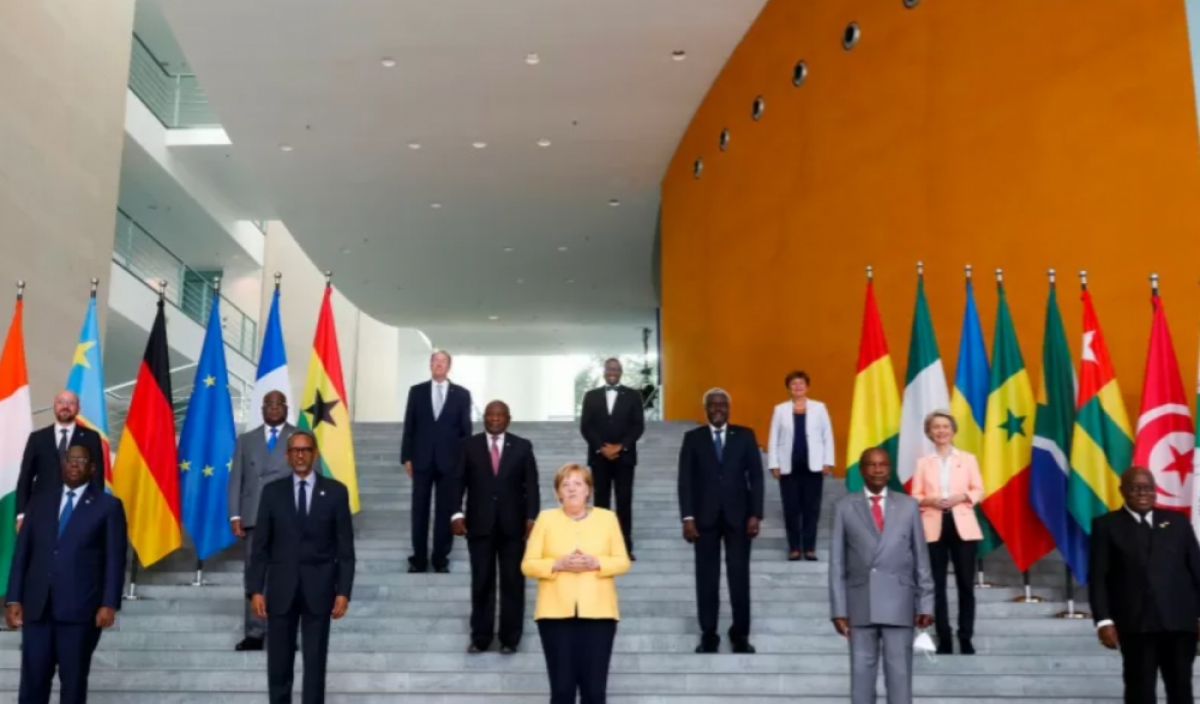 Indonesia Jadi Presiden G20 Selama Satu Tahun, Facebook & Instagram Menyebabkan Masalah Citra Tubuh Penggunanya, Jepang Peringatkan Warganya Soal Ancaman Terorisme, Apple Meluncurkan Banyak Produk Baru