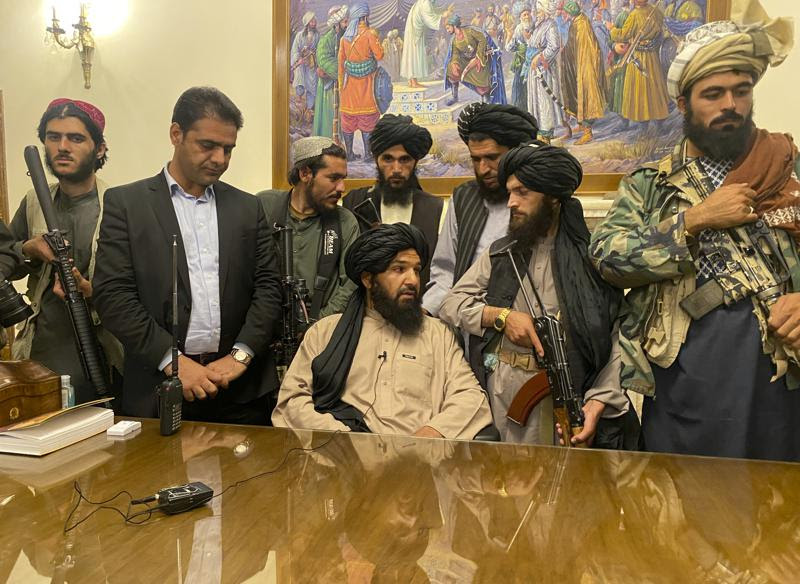Taliban Berhasil Menduduki Pemerintahan Afghanistan, Per-17 Agustus Harga Tes PCR Turun, 1 Kasus Covid-19 Selandia Baru Akan Lockdown 3 Hari, Paus Francis Muncul Pada Iklan Layanan Masyarakat