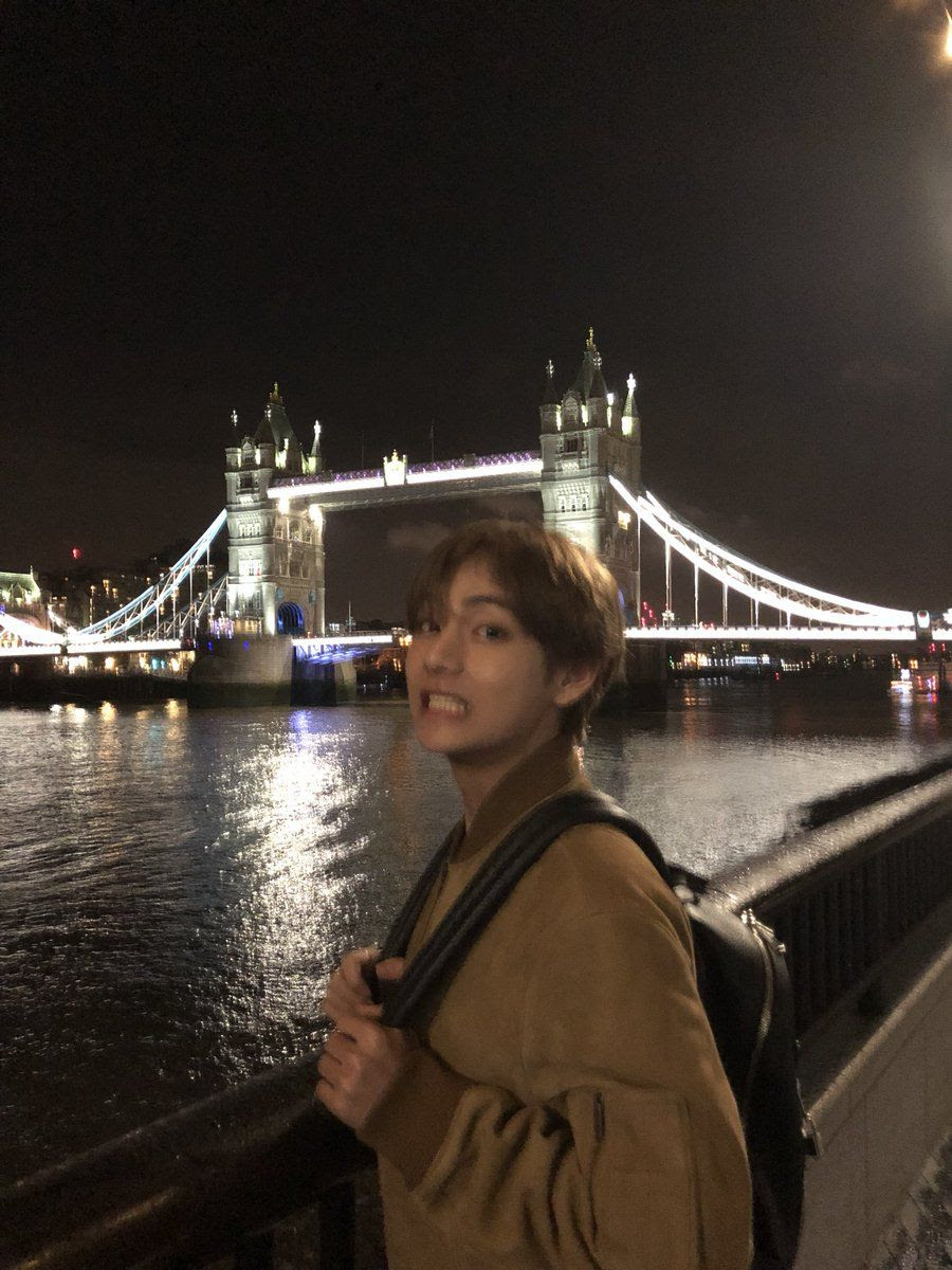 Wisata ke London Bareng V BTS