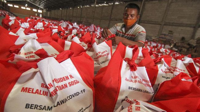 Pemerintah Kucurkan Dana Bansos Rp 225,4 T, Badai Elsa Melanda Bagian Barat Florida di AS, Pemerintah Berencana Mengelola Bursa Kripto, 584 Kiai Meninggal Dunia Selama Pandemi Covid-19 di Indonesia
