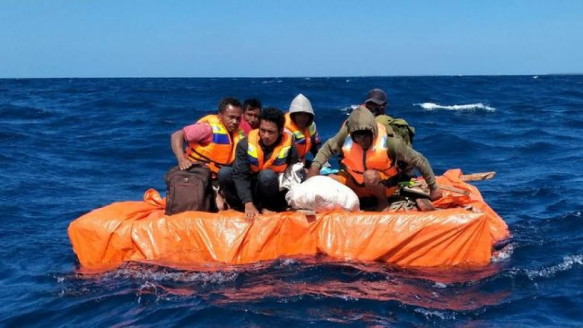 Kemarin KMP Yunice Tenggelam di Selat Bali
