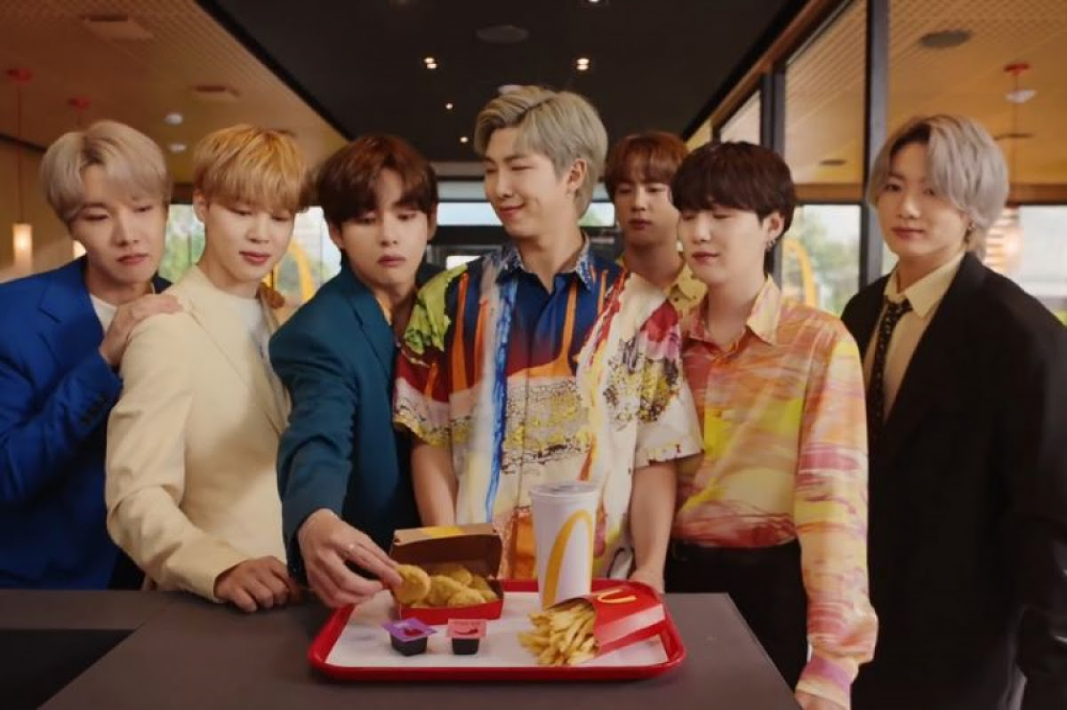 Siang Kemarin McDonald’s Indonesia Merilis BTS Meal di seluruh cabang McD di Indonesia