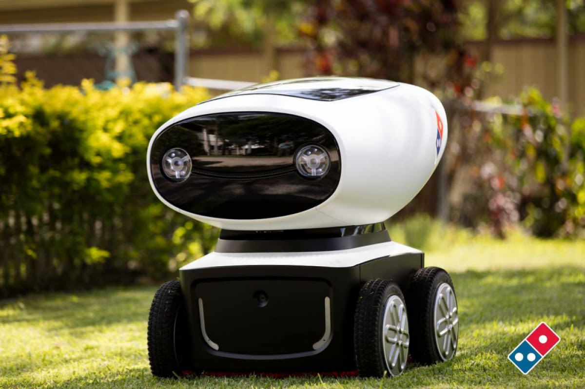 Mobil Robot untuk Layanan Pengantaran Pizza