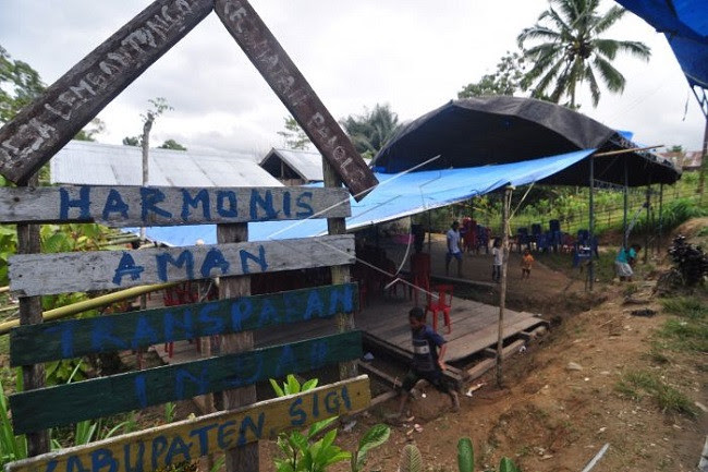 Kelompok Teroris Militan ‘MIT’ Menewaskan Satu Keluarga dan Bakar Tujuh Rumah Di Sulawesi