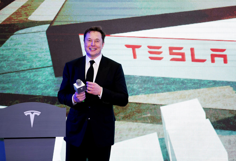 CEO Tesla Elon Musk Menggeser Bill Gates Sebagai Orang Terkaya Di Dunia