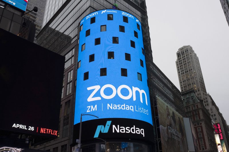 Suka Pakai Aplikasi “ZOOM” Kaaan? Omsetnya Gak Main-main Gengs