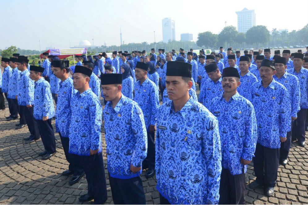 Kemenpan Umumkan Gaji Ke-13 Bagi PNS