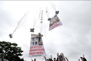 Korut Putus Hubungan, New Rules Menhub, BUMN dipangkas, Selfie zaman corona