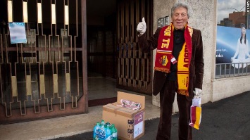 Roma Care Paket Untuk Pendukung AS Roma yang Berisiko Terkena Virus Corona